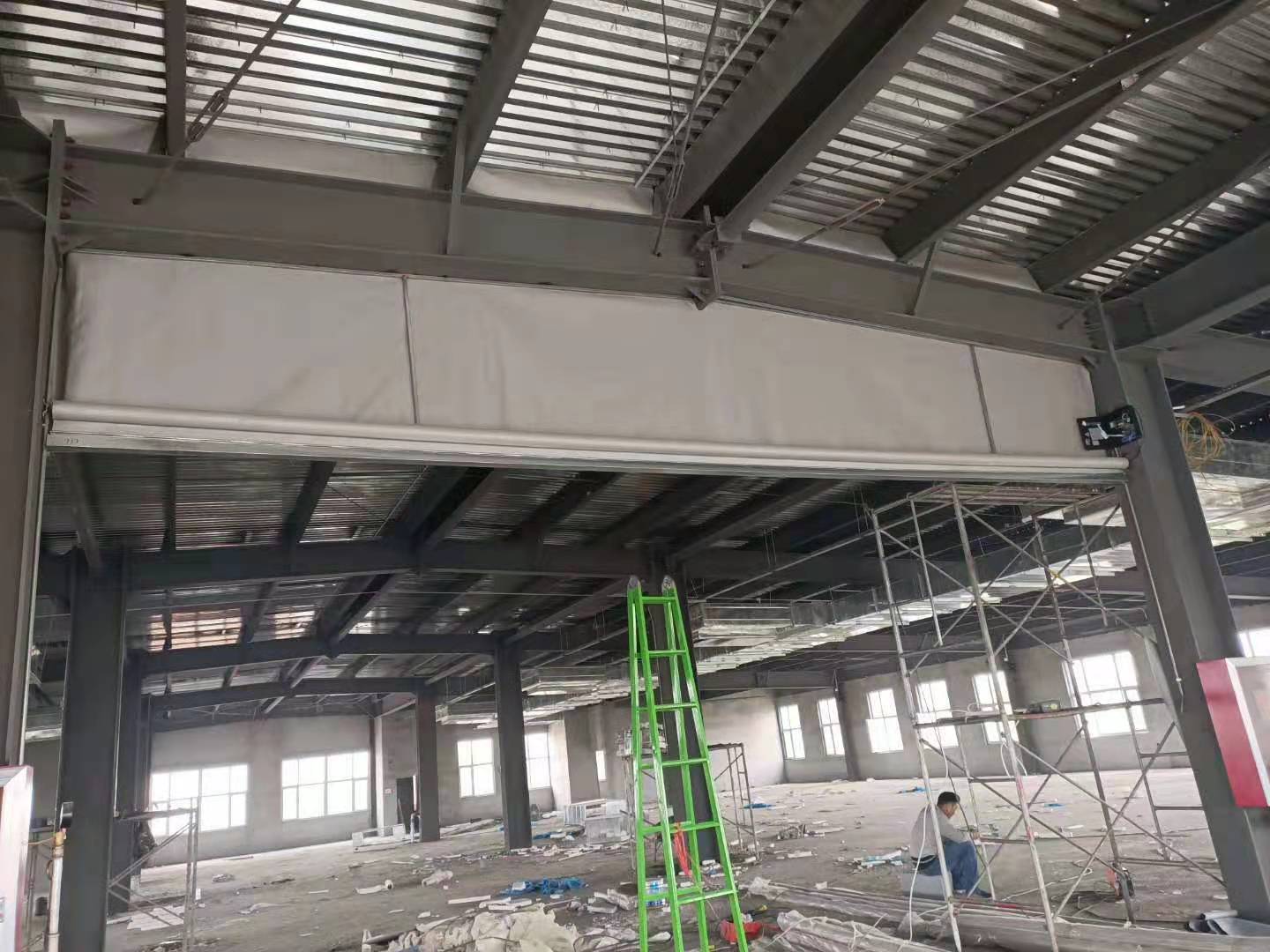 弧形电动挡烟垂壁