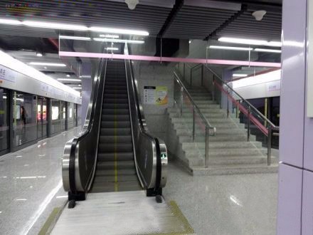 工厂吊顶设置挡烟垂壁的类型